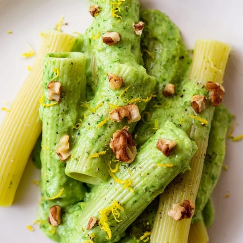 Creamy Spinach Walnut Pasta